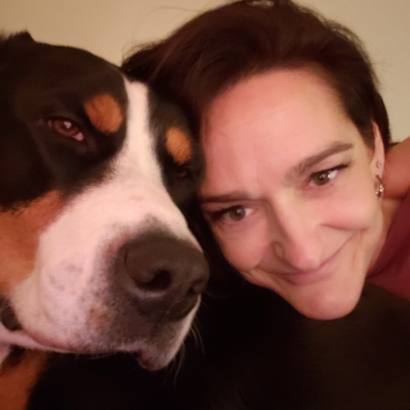 Meet your Posher, Kimberly - Picture 2 of 2